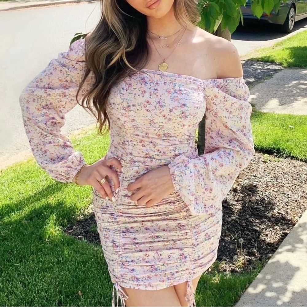 pink dress